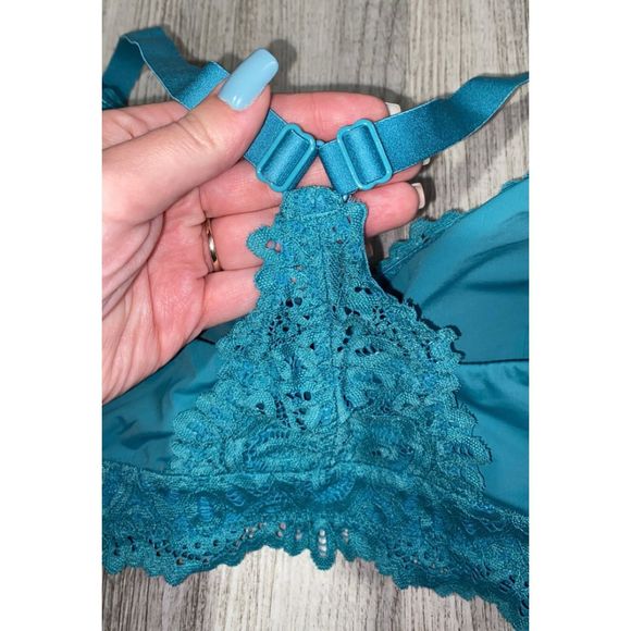 NWOT Auden Bra - Picture 4 of 9